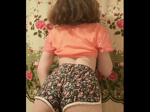 ❤️ Garota jovem e sexy tirando seus shorts da câmera ❌ Porno russo em pt-br.befuck-net.ru